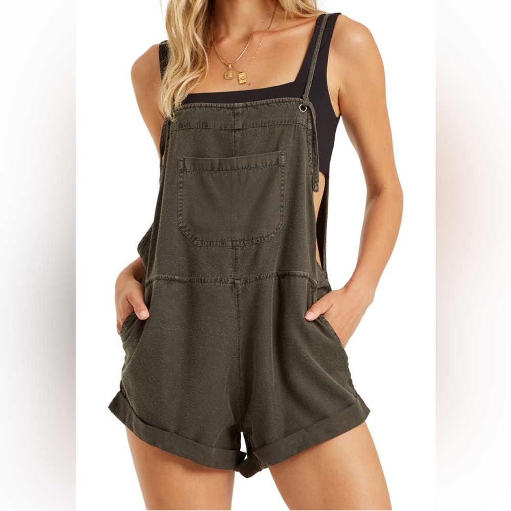 Billabong short overalls.
